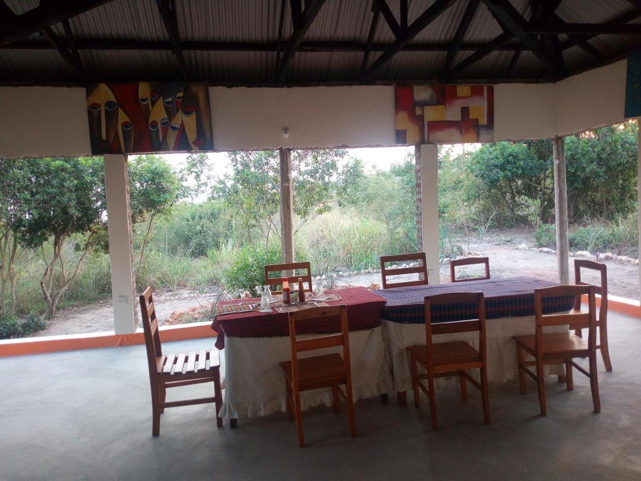 The Elephant Home Katunguru Exterior foto